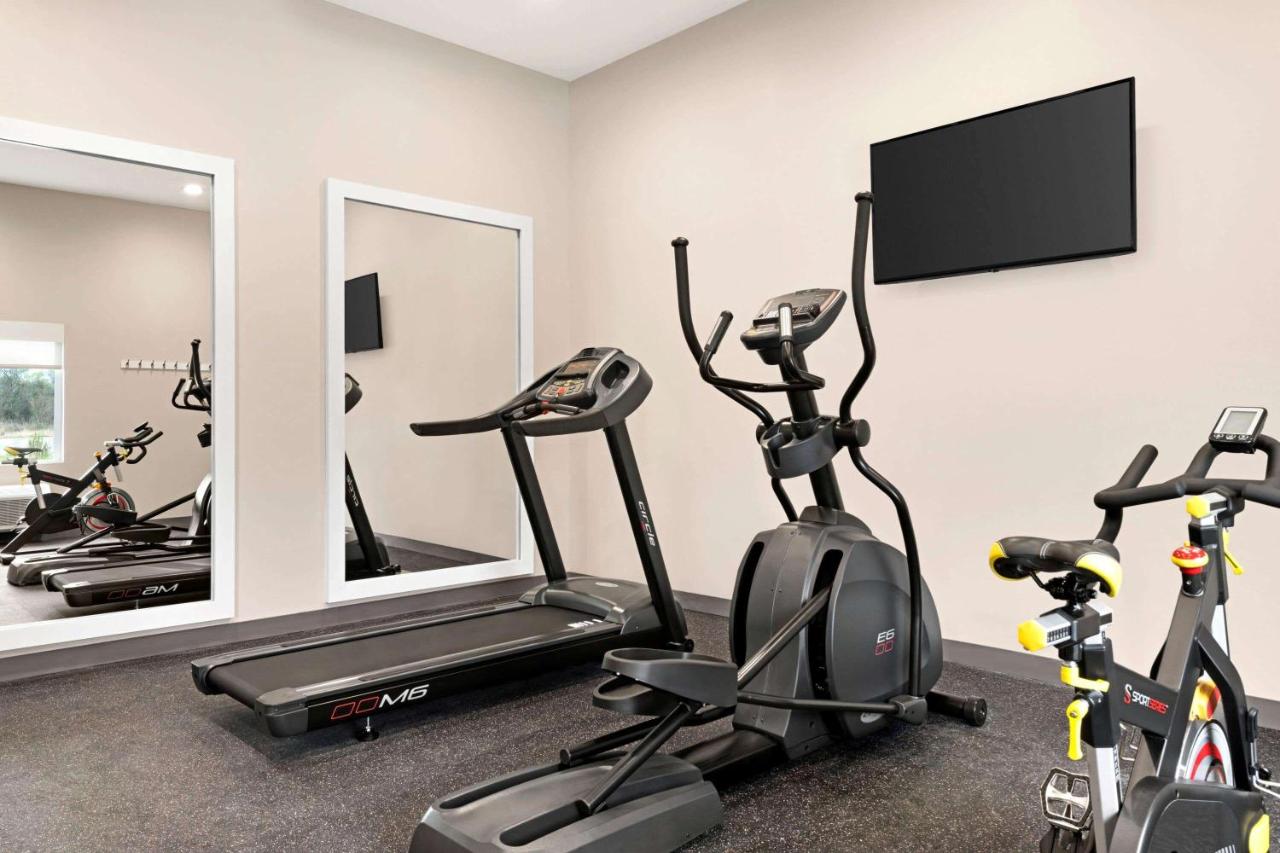 days inn by wyndham beaumont west i 10 walden charming hotels beaumont