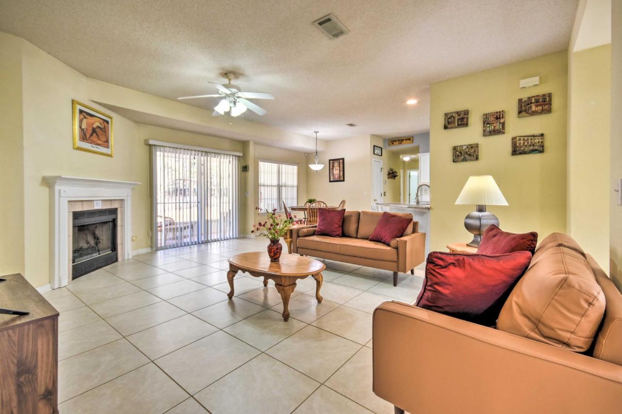 sunny fl gteaway on 1 acre with patio and porch charming hotel crestview