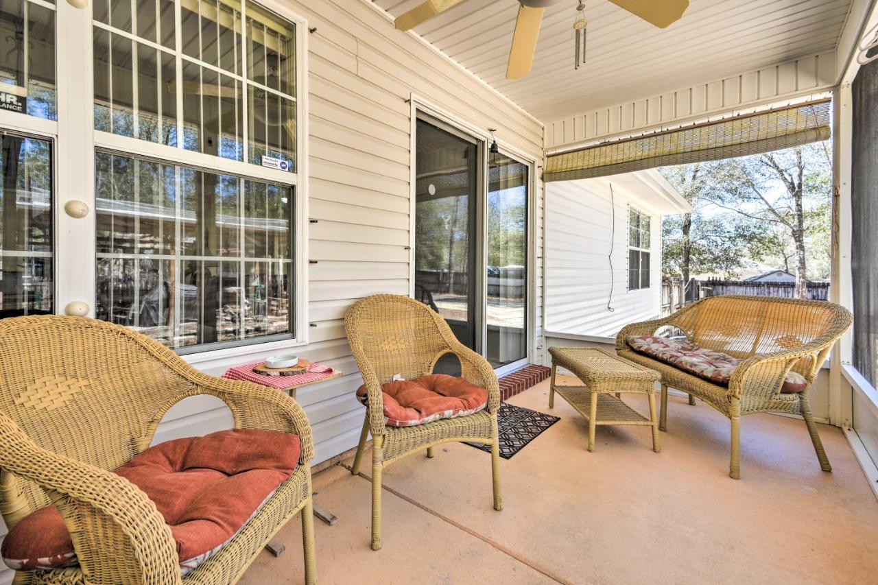 sunny fl gteaway on 1 acre with patio and porch charming hotel crestview