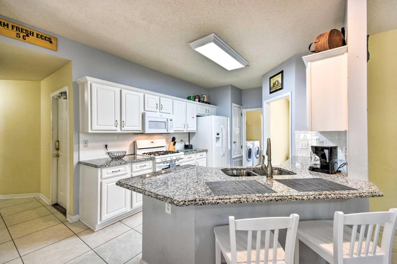 sunny fl gteaway on 1 acre with patio and porch charming hotel crestview