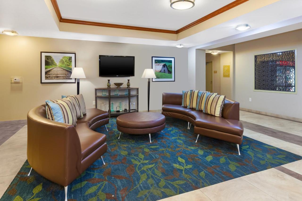 candlewood-suites-an-ihg-hotel-charming-hotel-rocky-mount-4 candlewood suites an ihg hotel charming hotels rocky mount