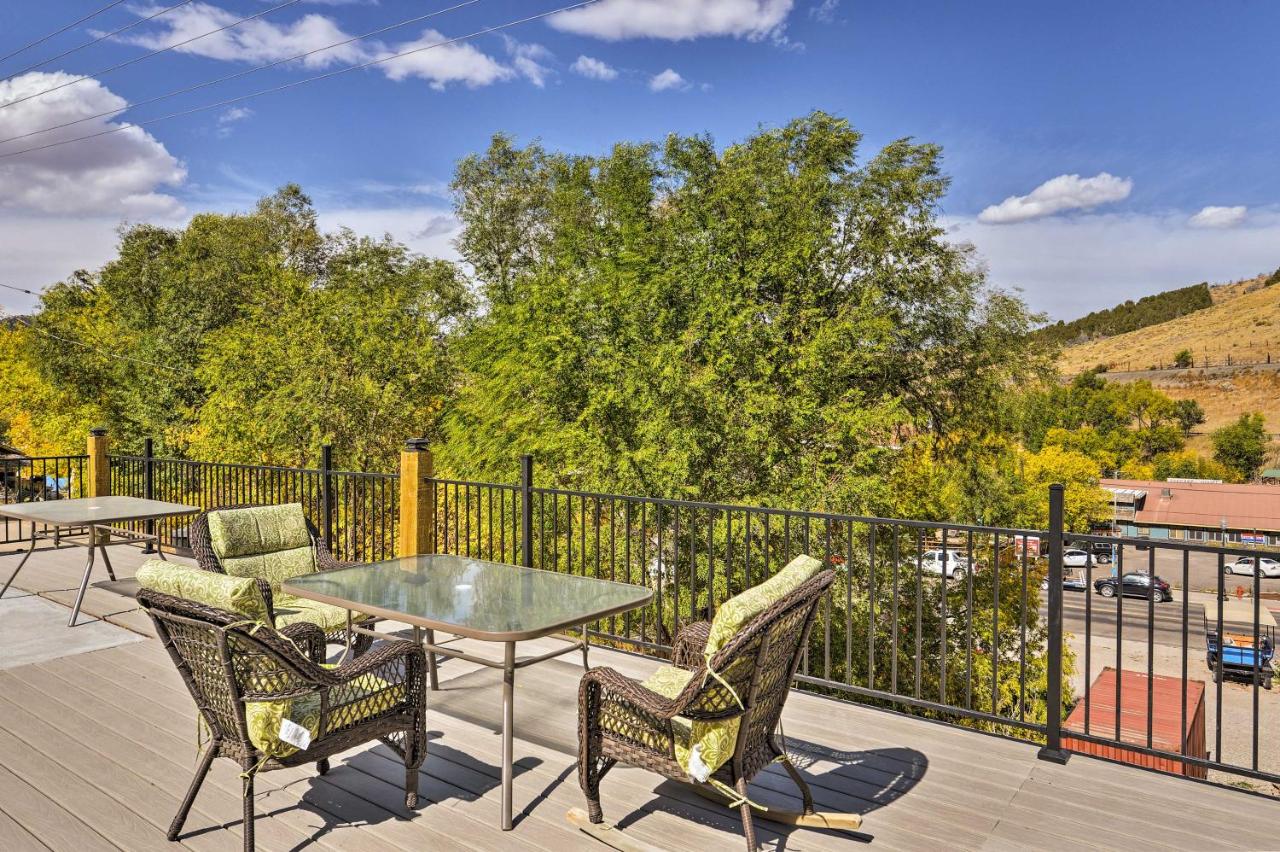 central lava hot springs studio with deck and views charming hotels lava hot springs