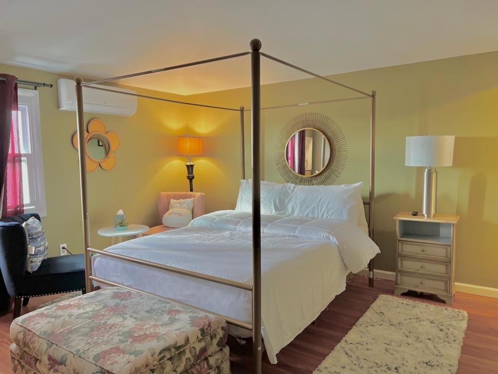 debdorkdave hospitality services 3 charming hotels staten island