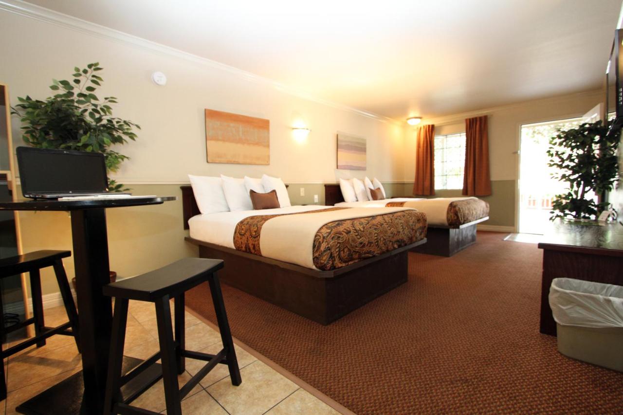 family garden inn suites charming hotels laredo