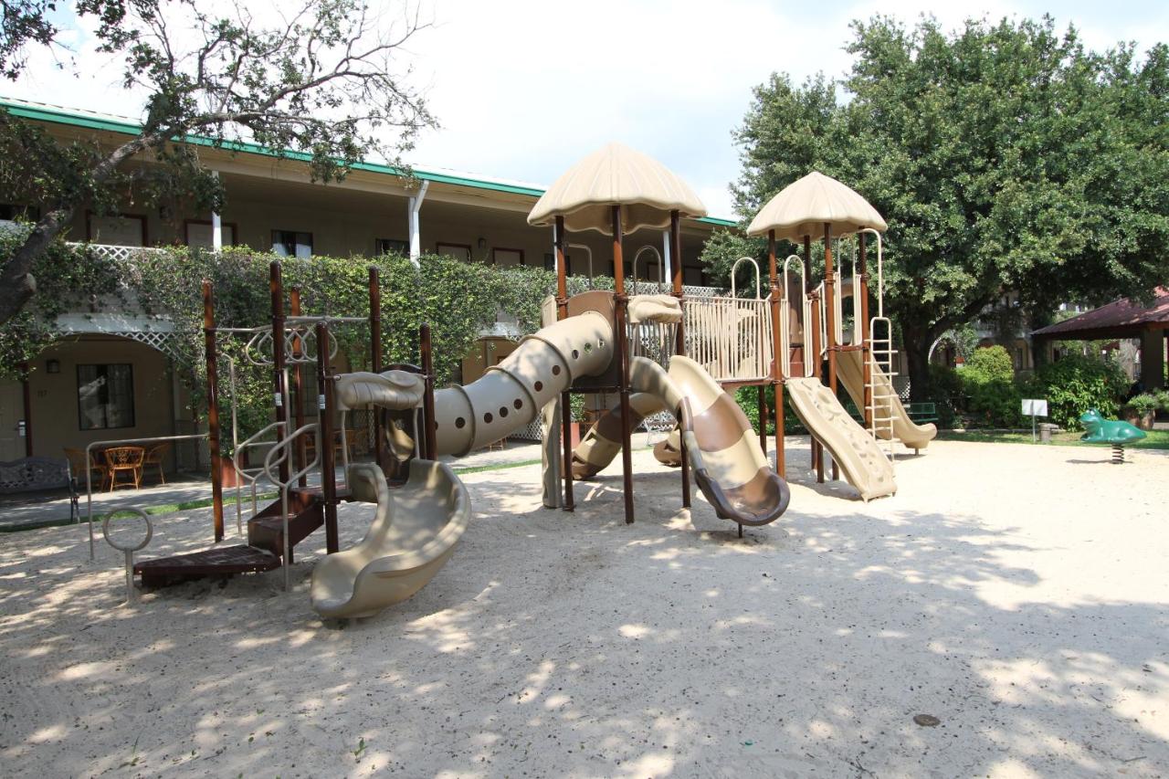family garden inn suites charming hotels laredo