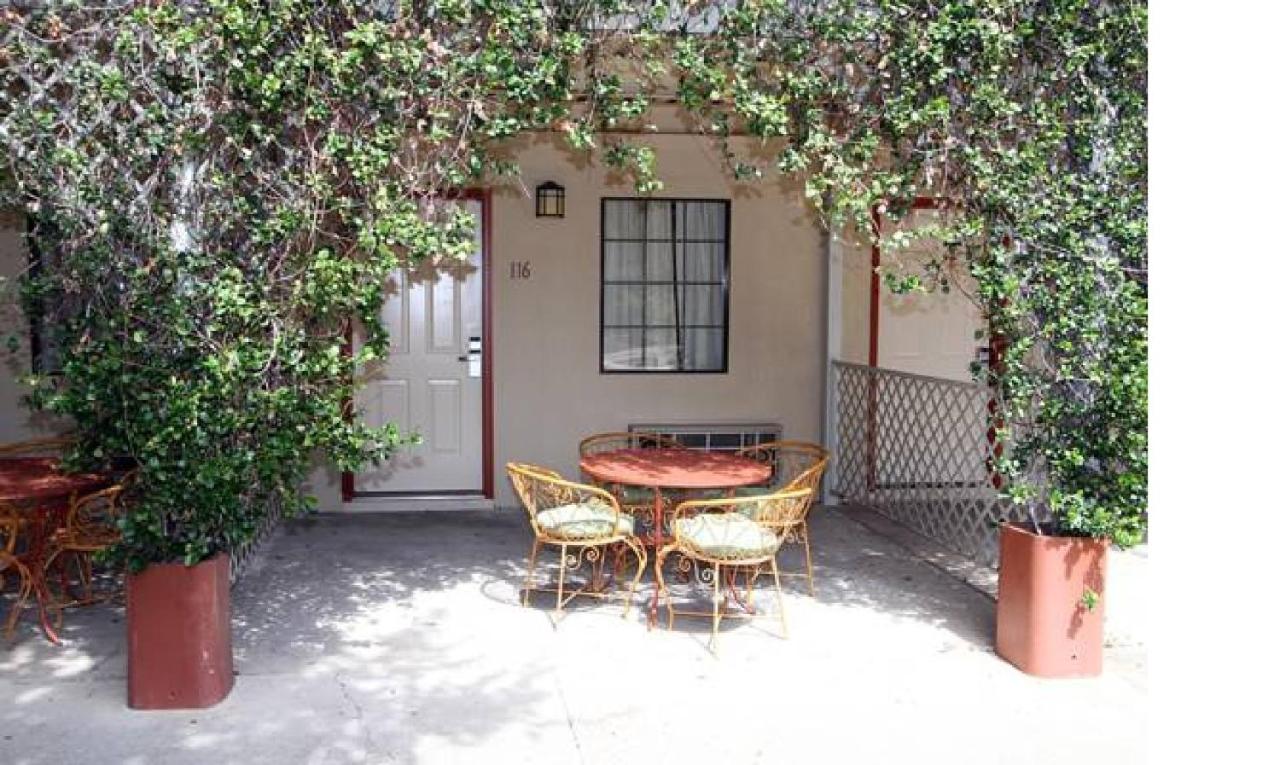 family garden inn suites charming hotels laredo