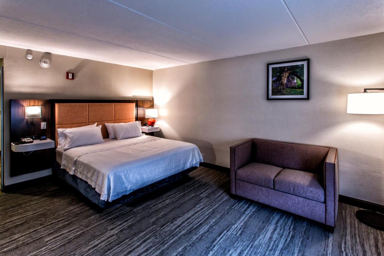 hampton inn suites charming hotels staten island