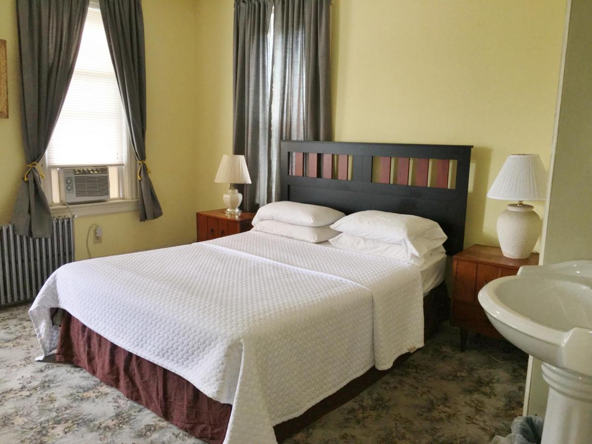 harbor house bed and breakfast charming hotels staten island