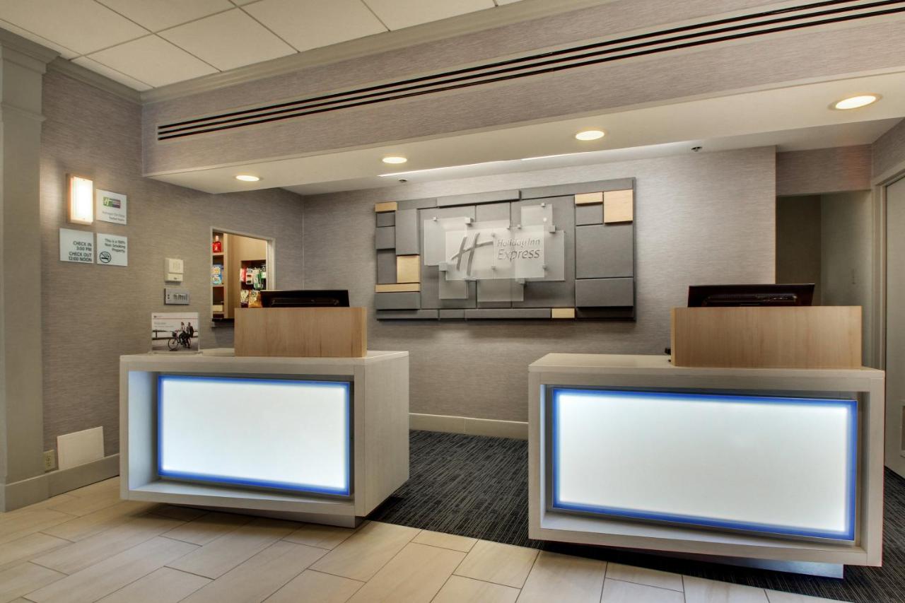 holiday inn express an ihg hotel charming hotels poughkeepsie