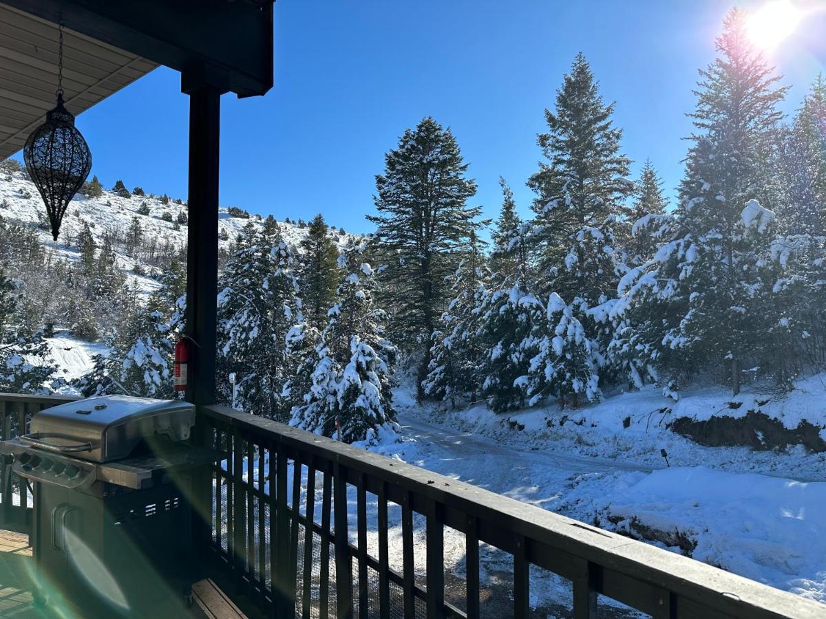 lodge noir awd or 2wd needed charming hotels lava hot springs