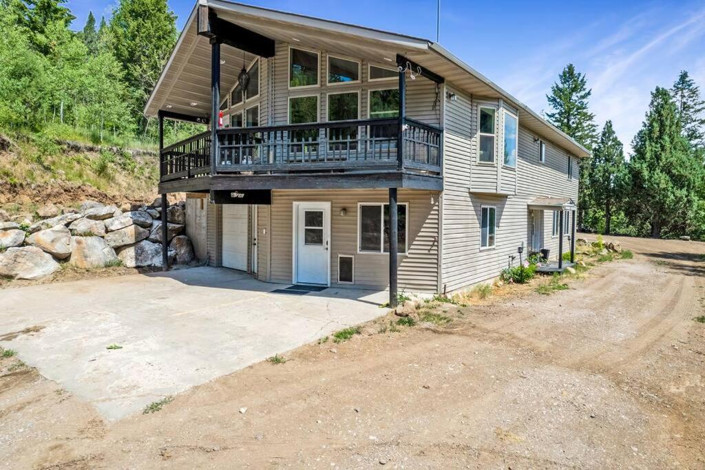 lodge noir awd or 2wd needed charming hotels lava hot springs